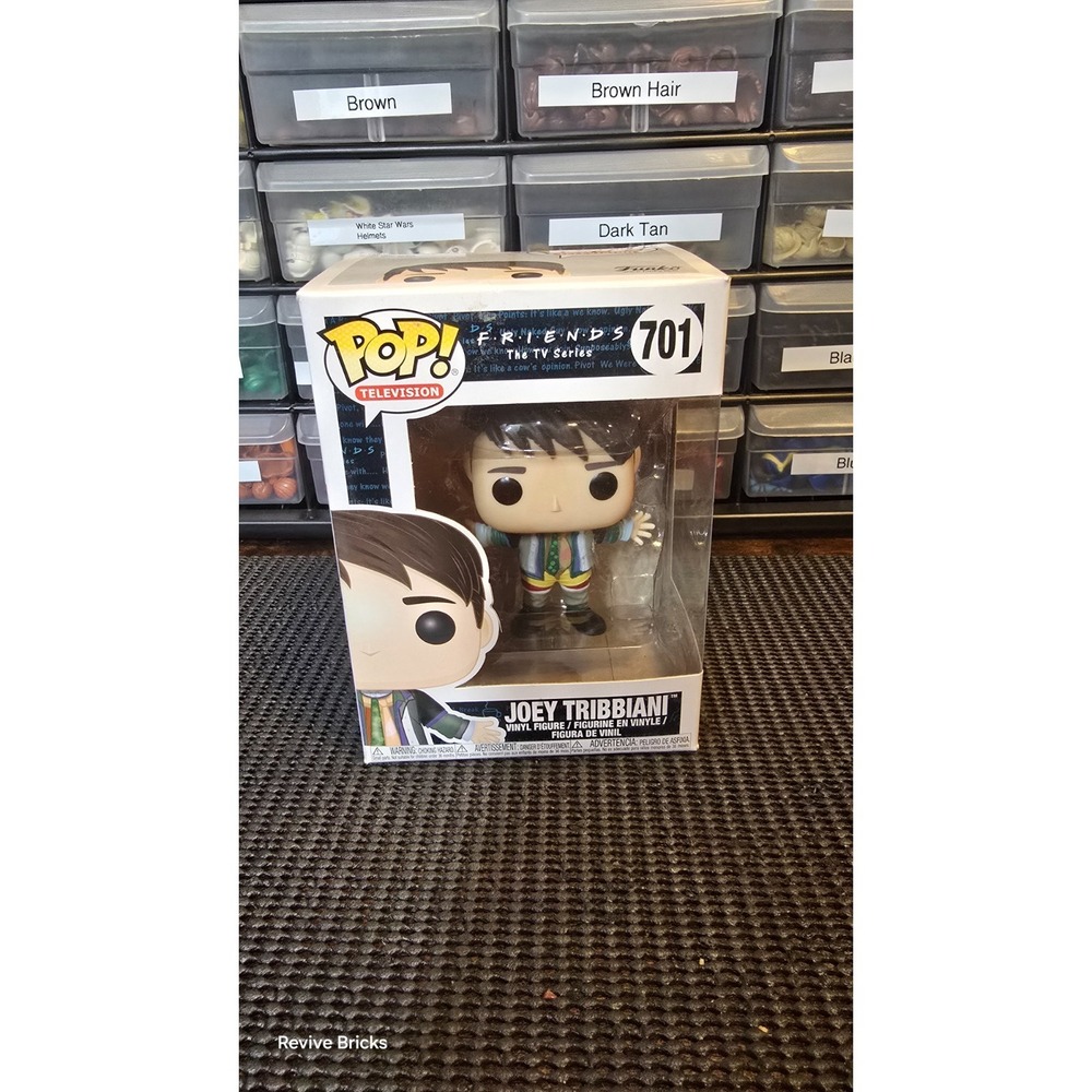 Funko Pop! Television:Joey Tribbiani #701 Friends Vinyl Figure Chandlers Clothes